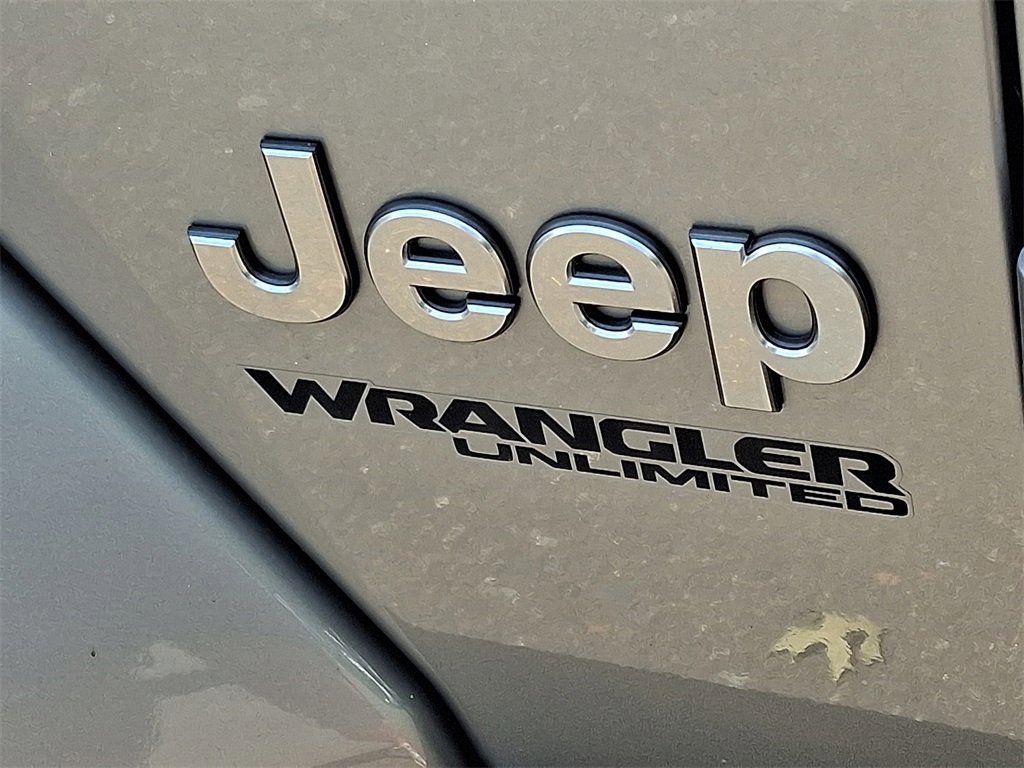2021 Jeep Wrangler Unlimited Sahara photo 27