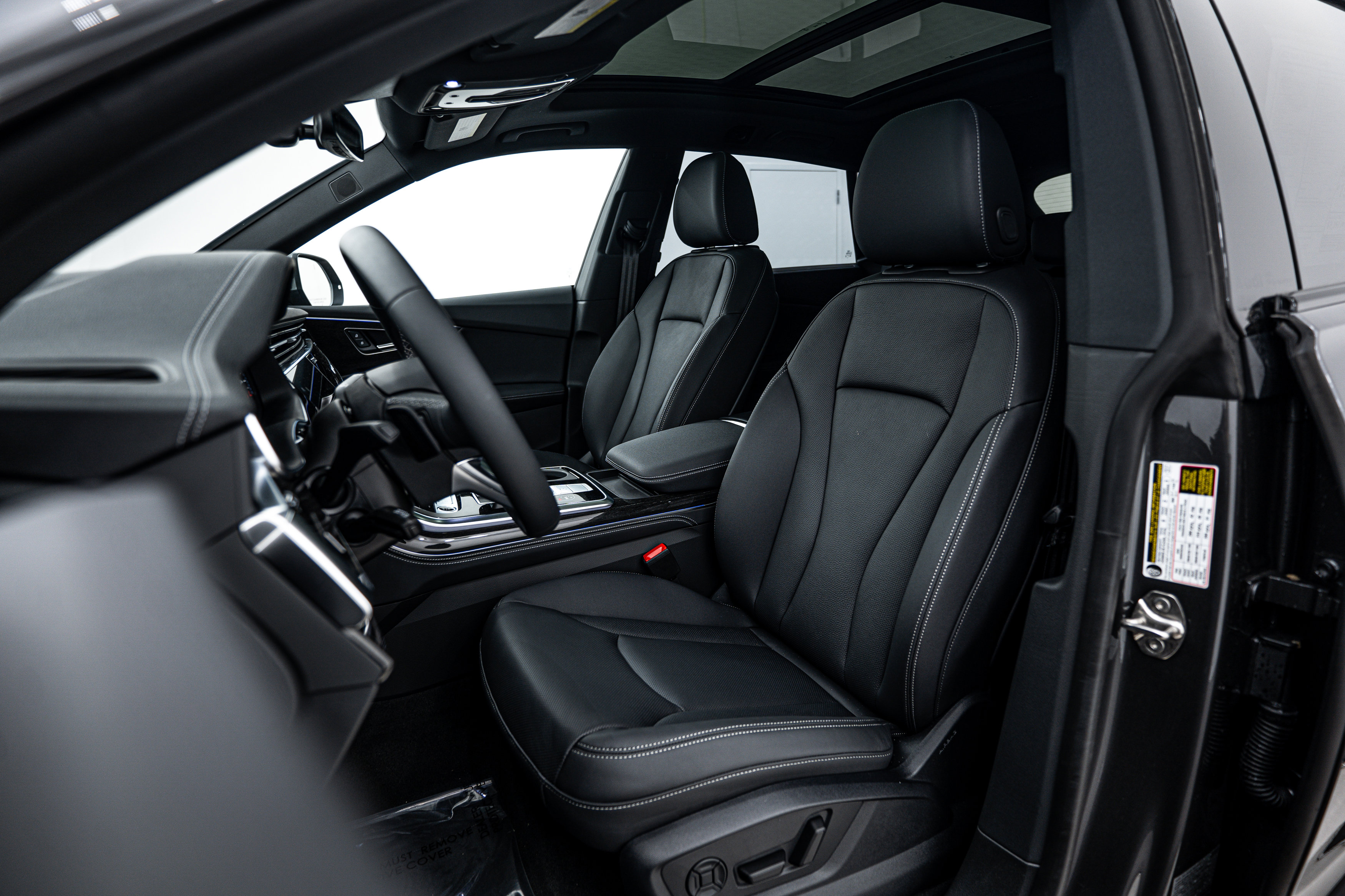 2025 Audi Q8 Premium Plus photo 12