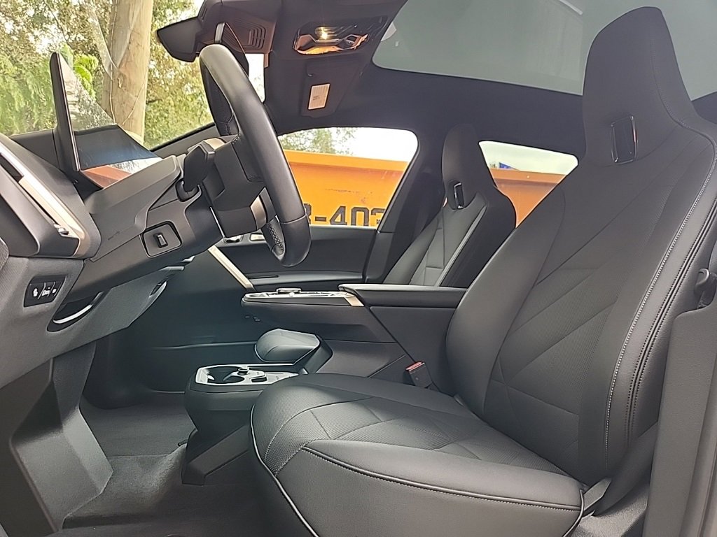 Used 2025 BMW iX Base with VIN WB523CF00SCU17818 for sale in Tampa, FL