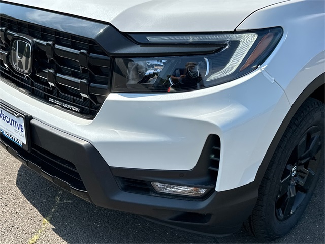 2025 Honda Ridgeline Black Edition photo 7