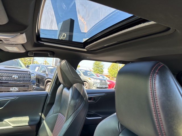 2022 Toyota RAV4 Prime XSE photo 35