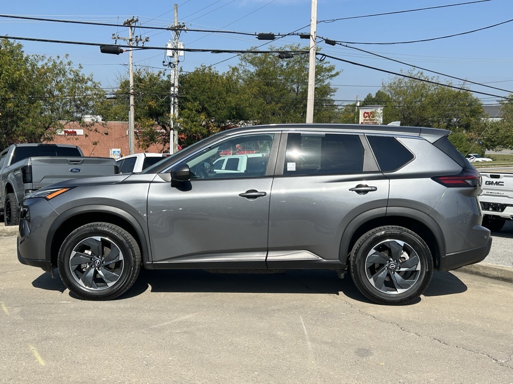 2024 Nissan Rogue SV photo 11