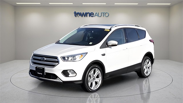 2019 Ford Escape Titanium's photo