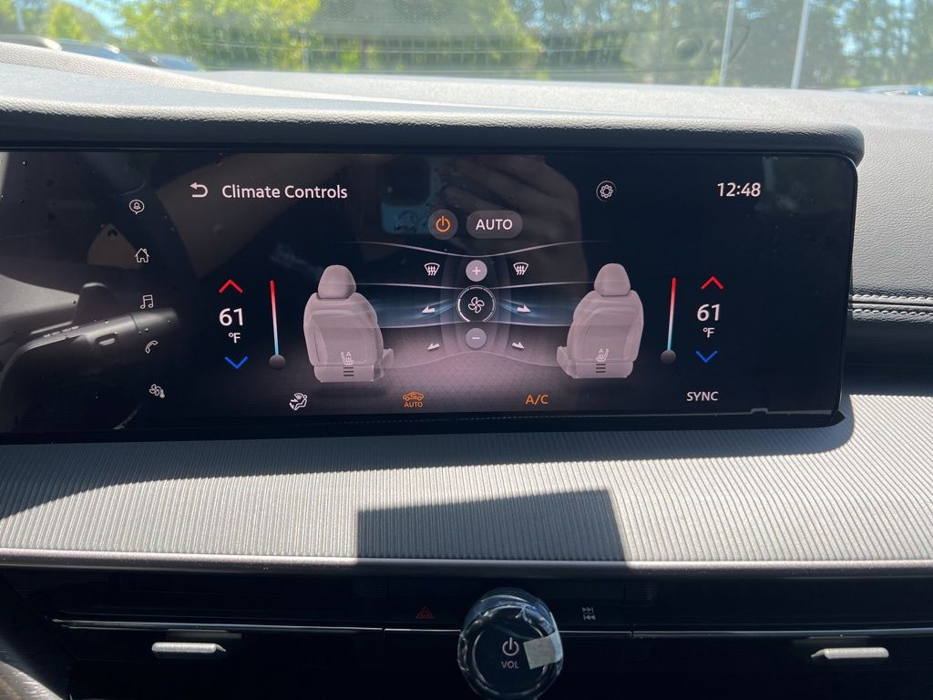 2025 Nissan Murano SV photo 5
