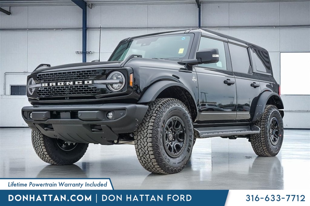 2025 Ford Bronco 4-Door Outer Banks's photo