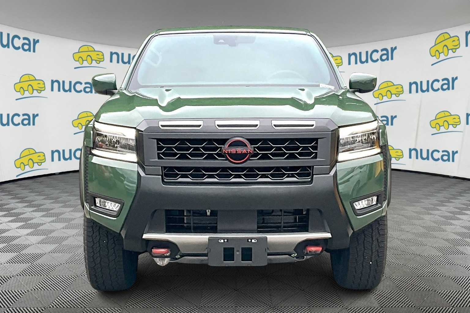 2025 Nissan Frontier Crew Cab PRO-4X photo 2