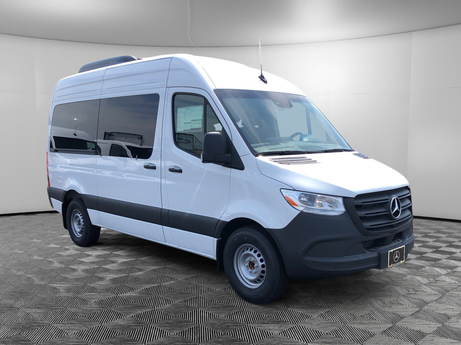 2024 Mercedes-Benz Sprinter Passenger Van Base's photo