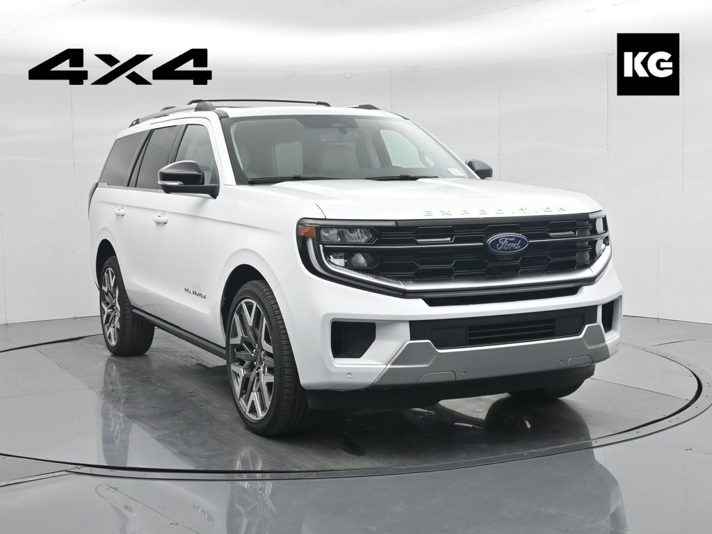 2025 Ford Expedition Platinum's photo