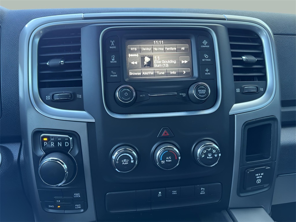 2022 Ram 1500 Classic Warlock photo 11