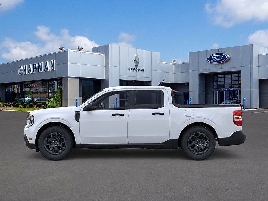 2025 Ford Maverick XLT photo 3