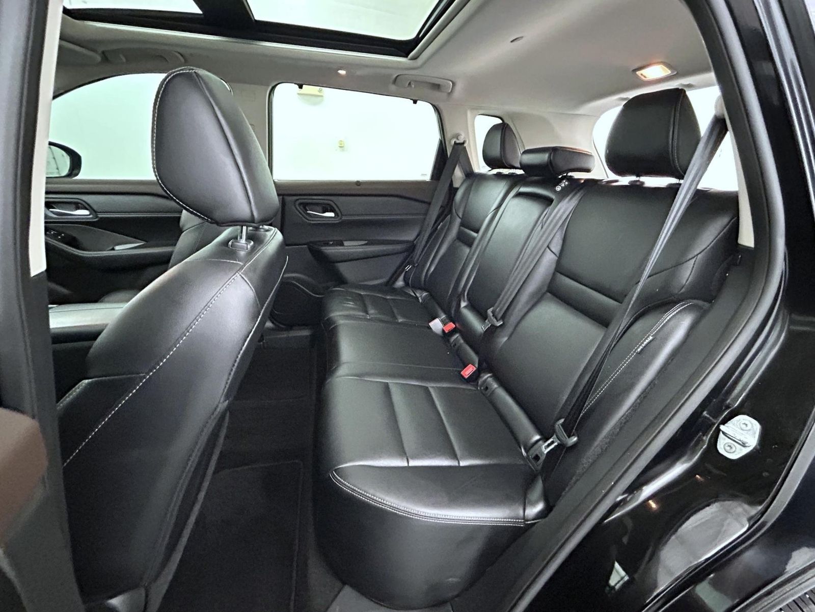 2023 Nissan Rogue SL photo 19