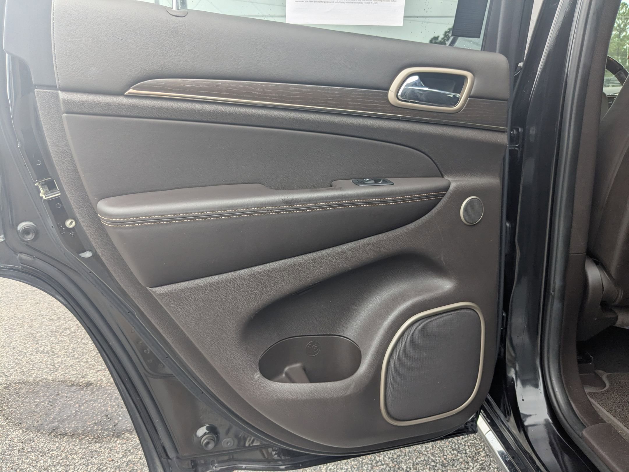 2014 Jeep Grand Cherokee Summit photo 22