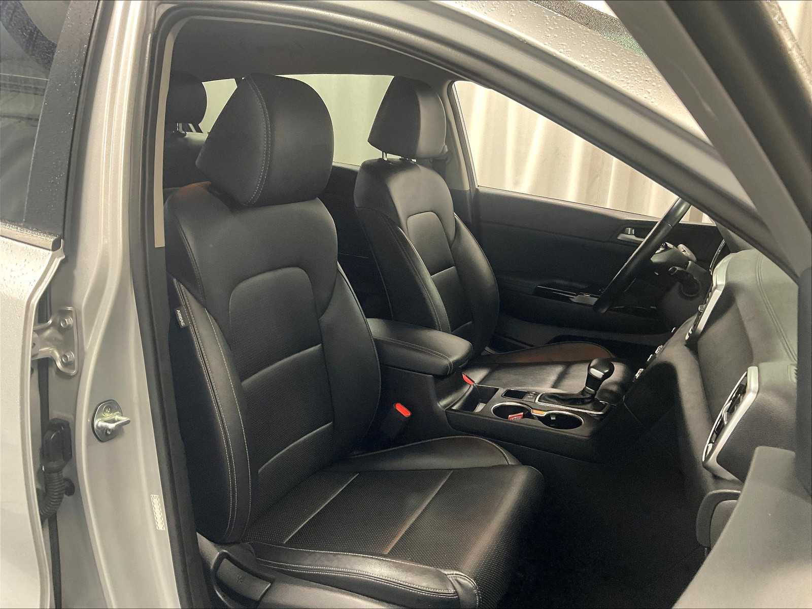 2020 Kia Sportage EX photo 8