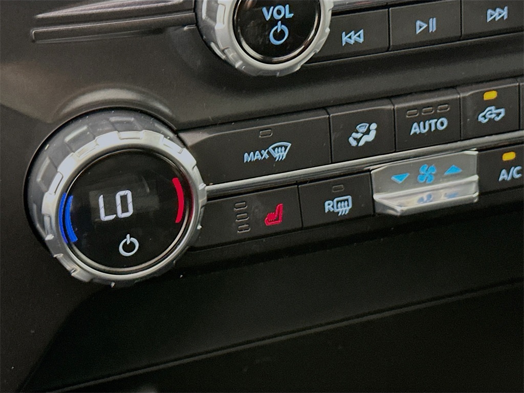 2021 Ford F-150 XLT photo 22