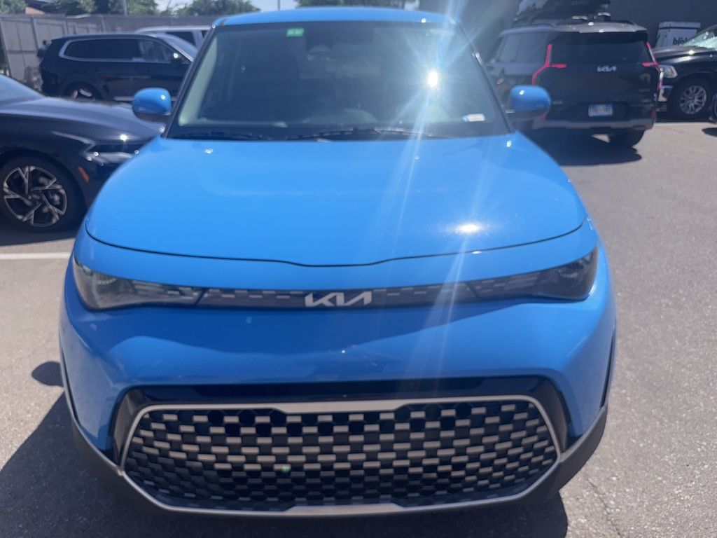 2023 Kia Soul EX photo 11
