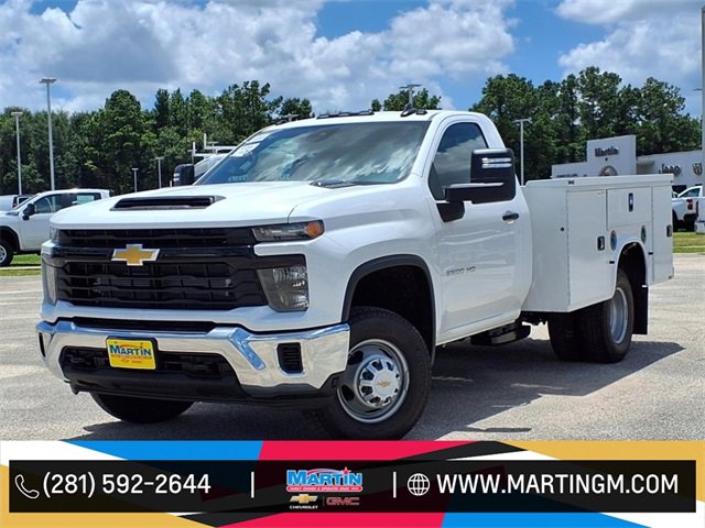 2025 Chevrolet Silverado 3500HD Work Truck's photo