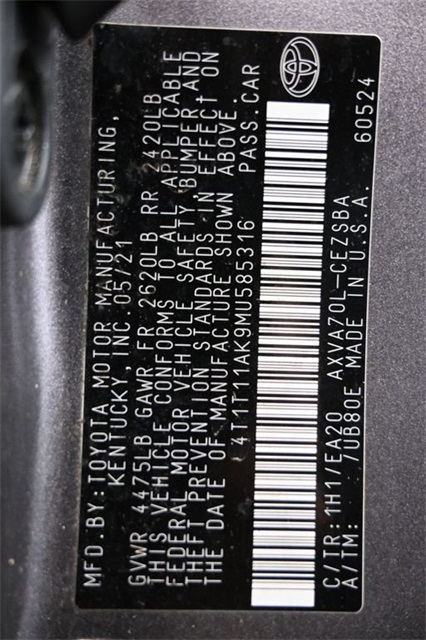 2021 Toyota Camry SE photo 4