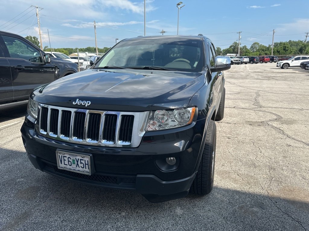 Used 2013 Jeep Grand Cherokee Laredo X with VIN 1C4RJFAG2DC609775 for sale in Kansas City