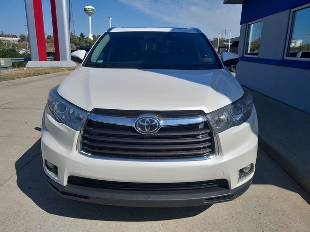 2016 Toyota Highlander Limited Platinum photo 4