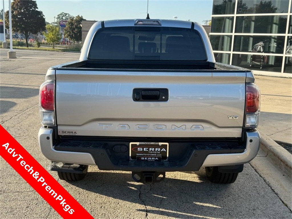 2021 Toyota Tacoma TRD Sport photo 3