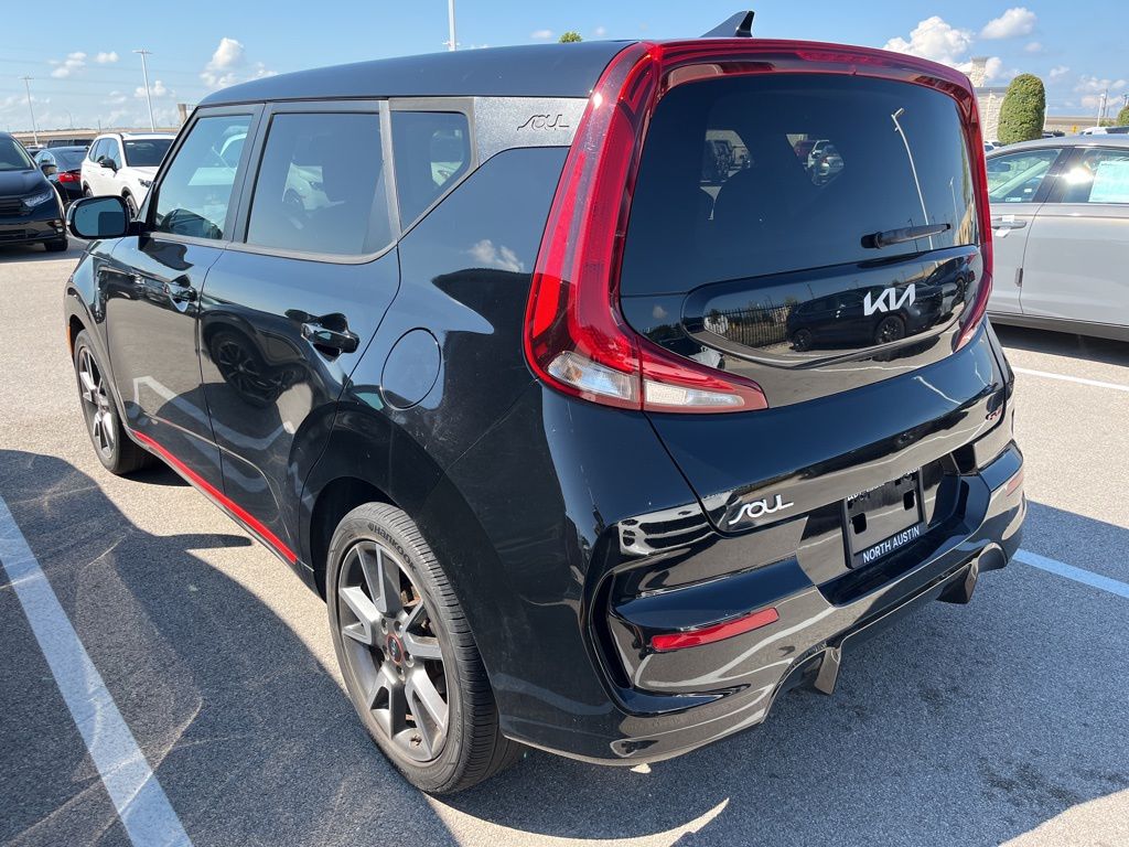 2022 Kia Soul GT-Line photo 4