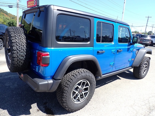 2025 Jeep Wrangler Rubicon photo 7
