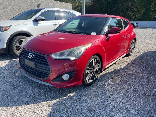 2016 Hyundai Veloster Turbo photo 2