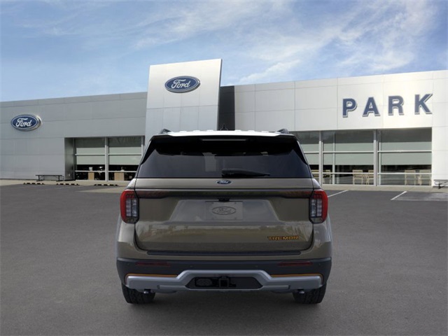 2026 Ford Explorer photo 4