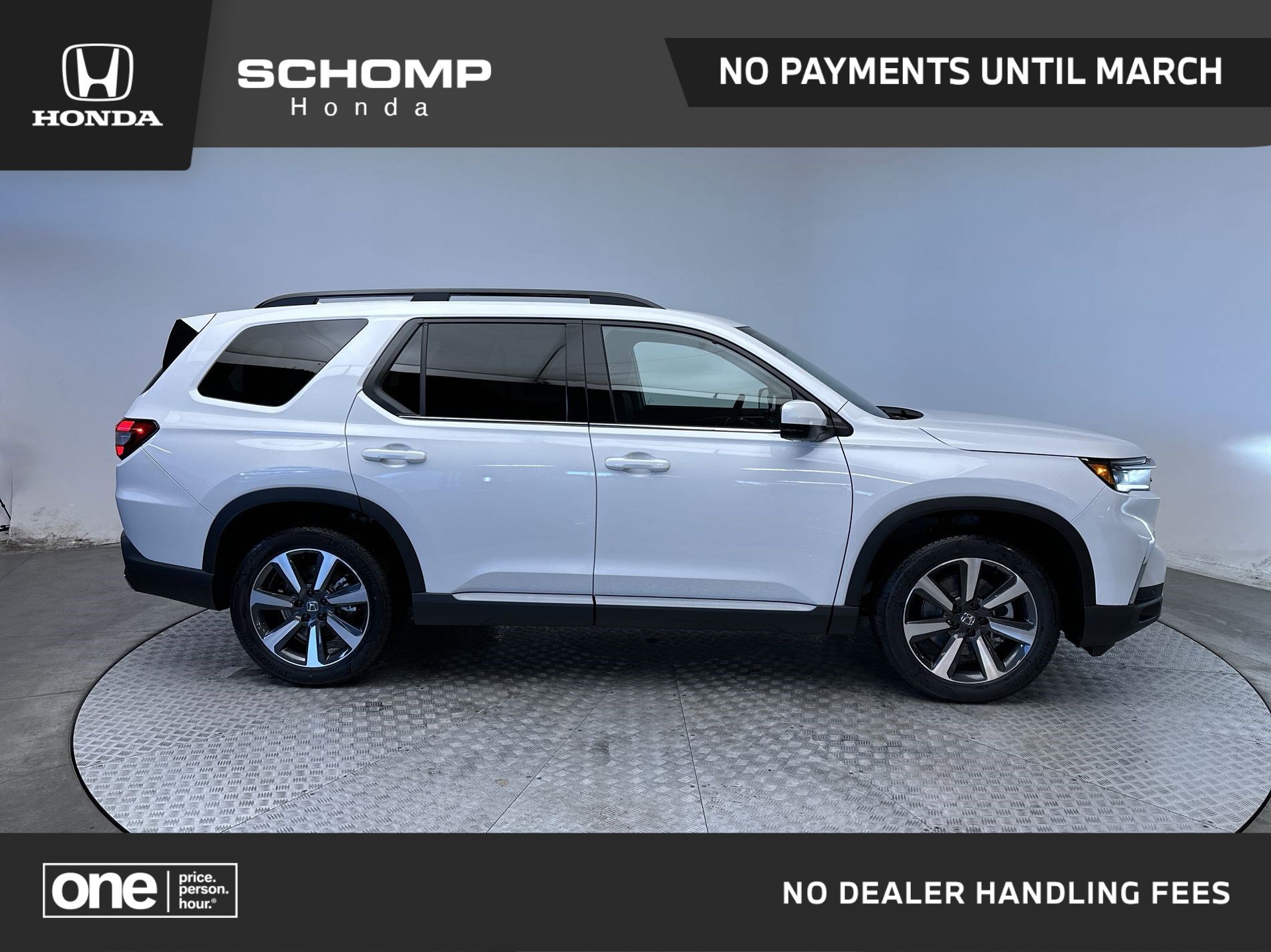 2025 Honda Pilot Touring's photo