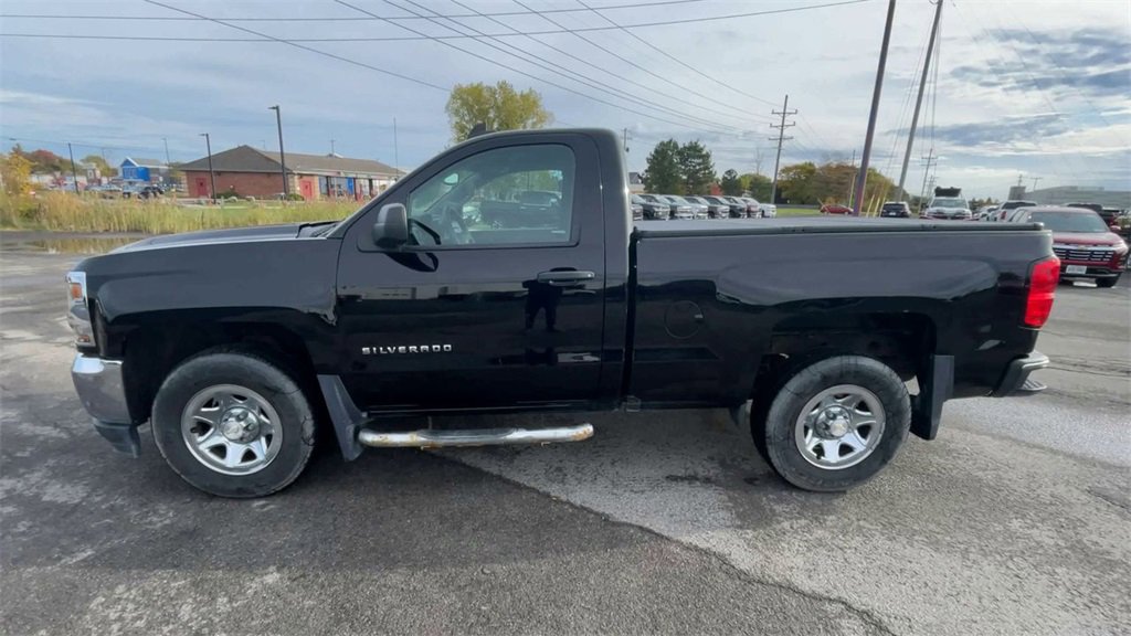 2016 Chevrolet Silverado Work Truck LS Base photo 4