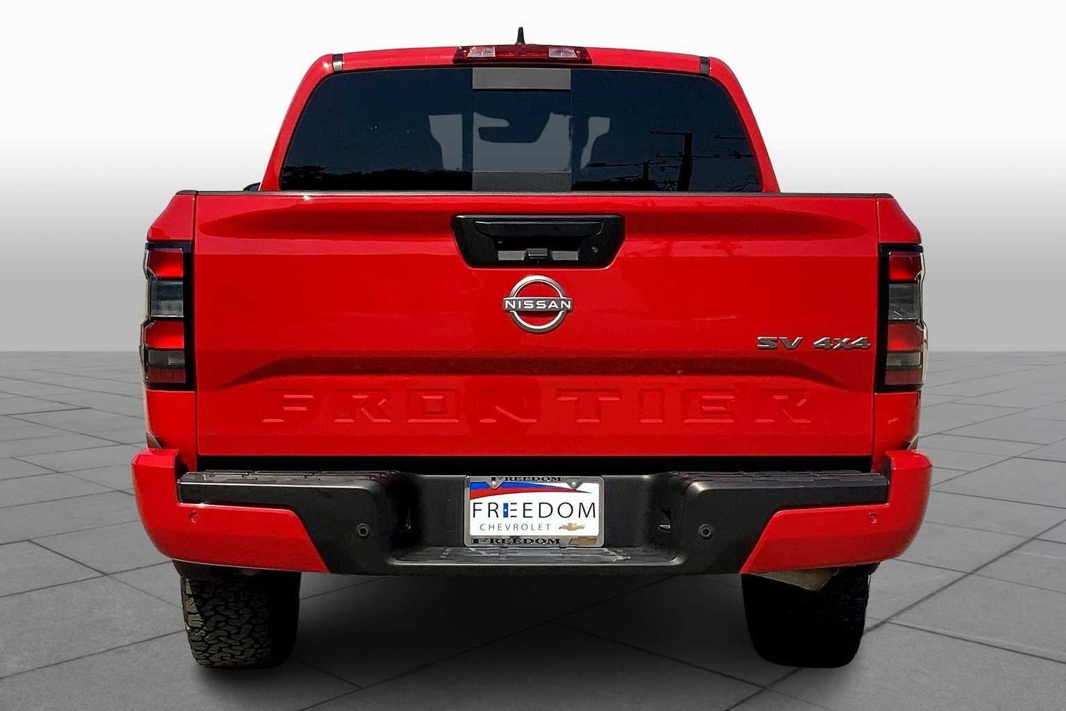 2023 Nissan Frontier SV photo 4