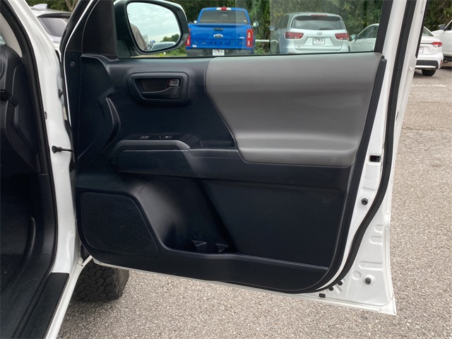 2019 Toyota Tacoma SR 4x4 Double Cab photo 11