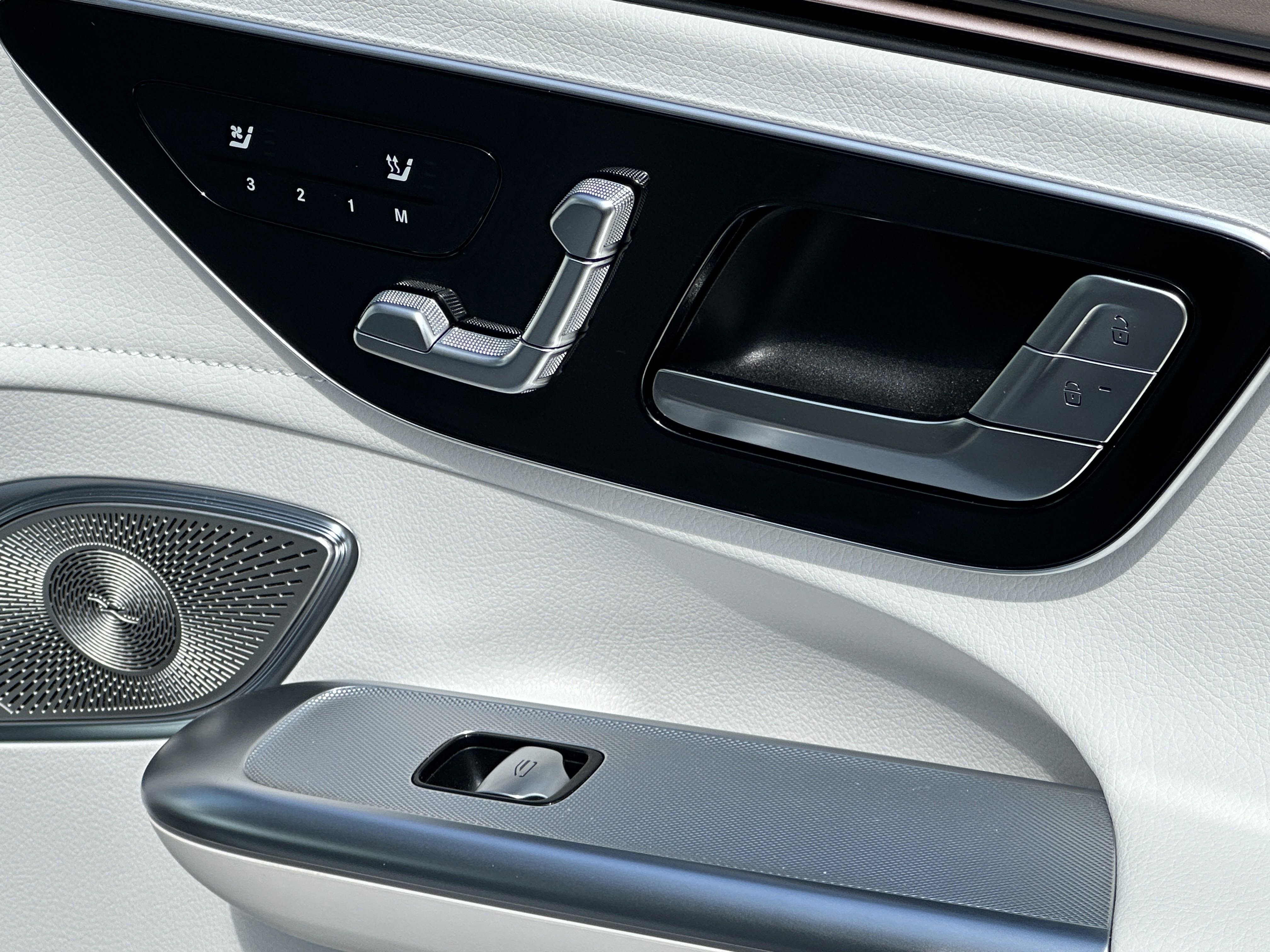 2024 Mercedes Benz EQE SUV 350 4MATIC photo 5