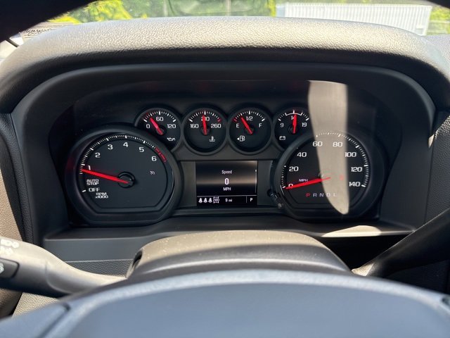 2026 Chevrolet Silverado 1500 Custom photo 4