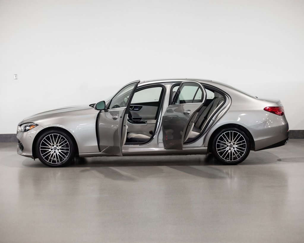 2024 Mercedes Benz C 4MATIC 300 photo 3