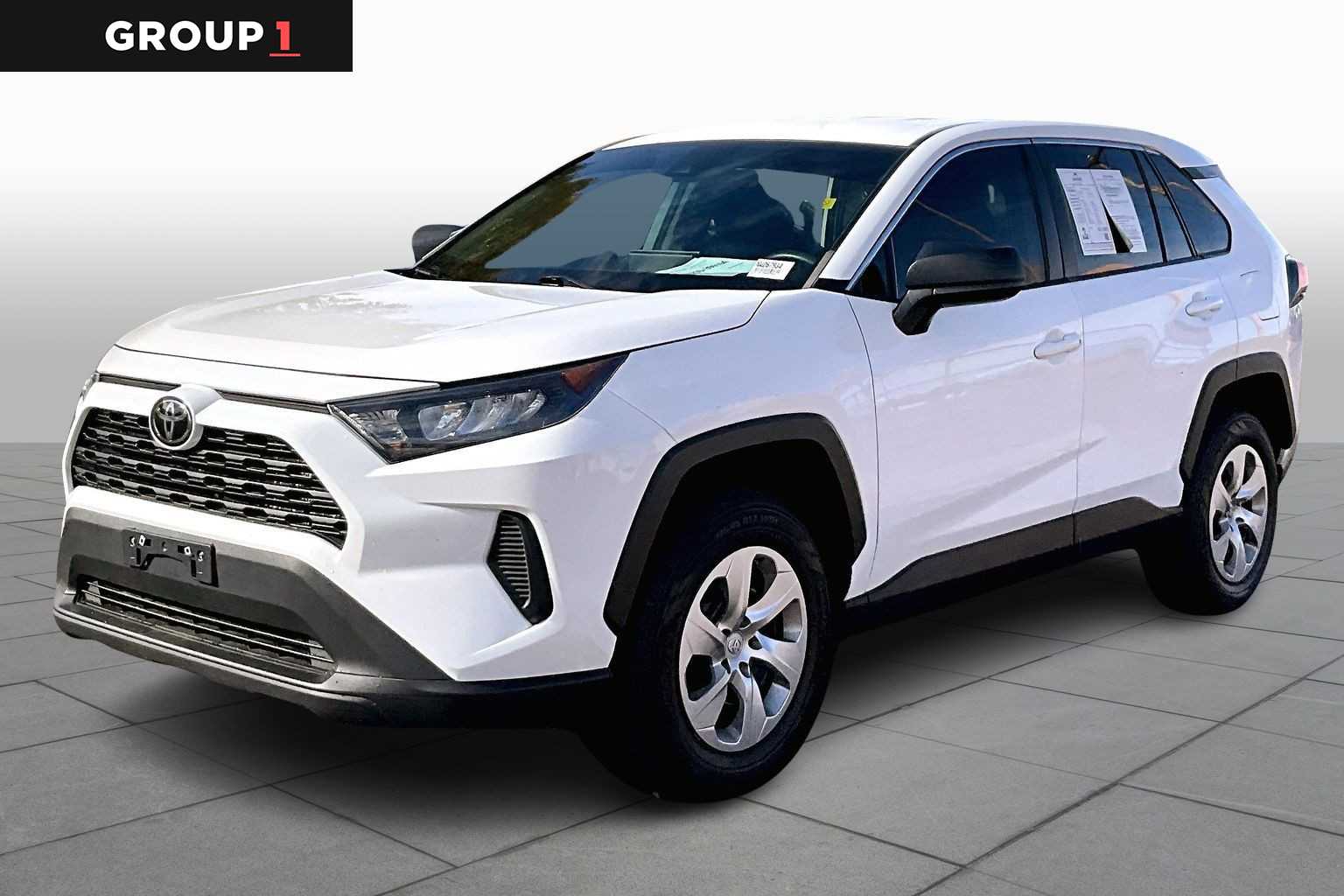 2022 Toyota RAV4 LE