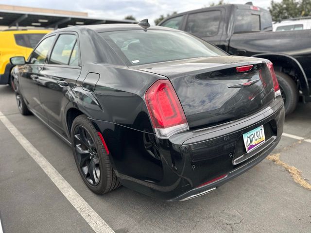 2022 Chrysler 300 S photo 4