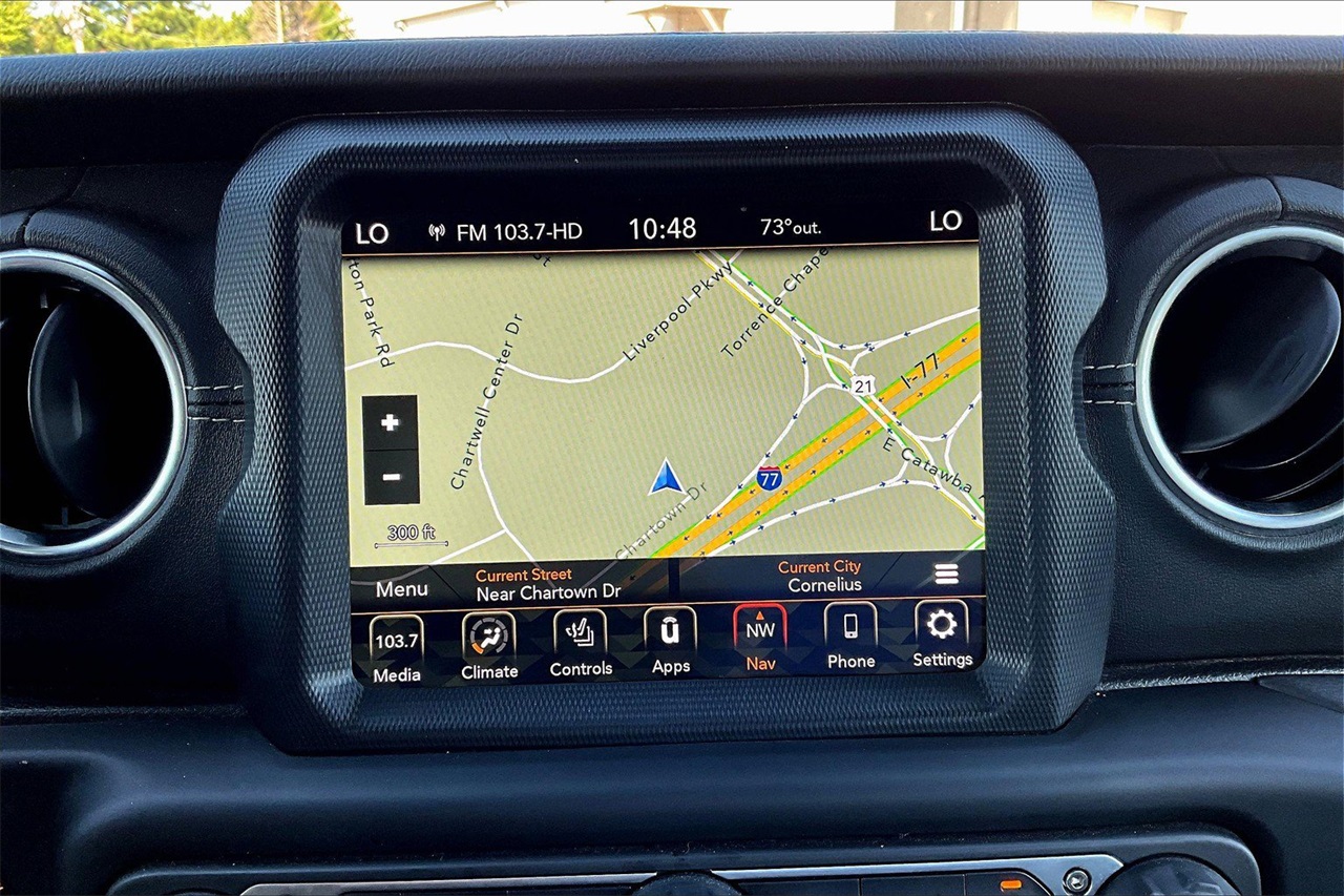2021 Jeep Wrangler Unlimited Sahara 4xe photo 16
