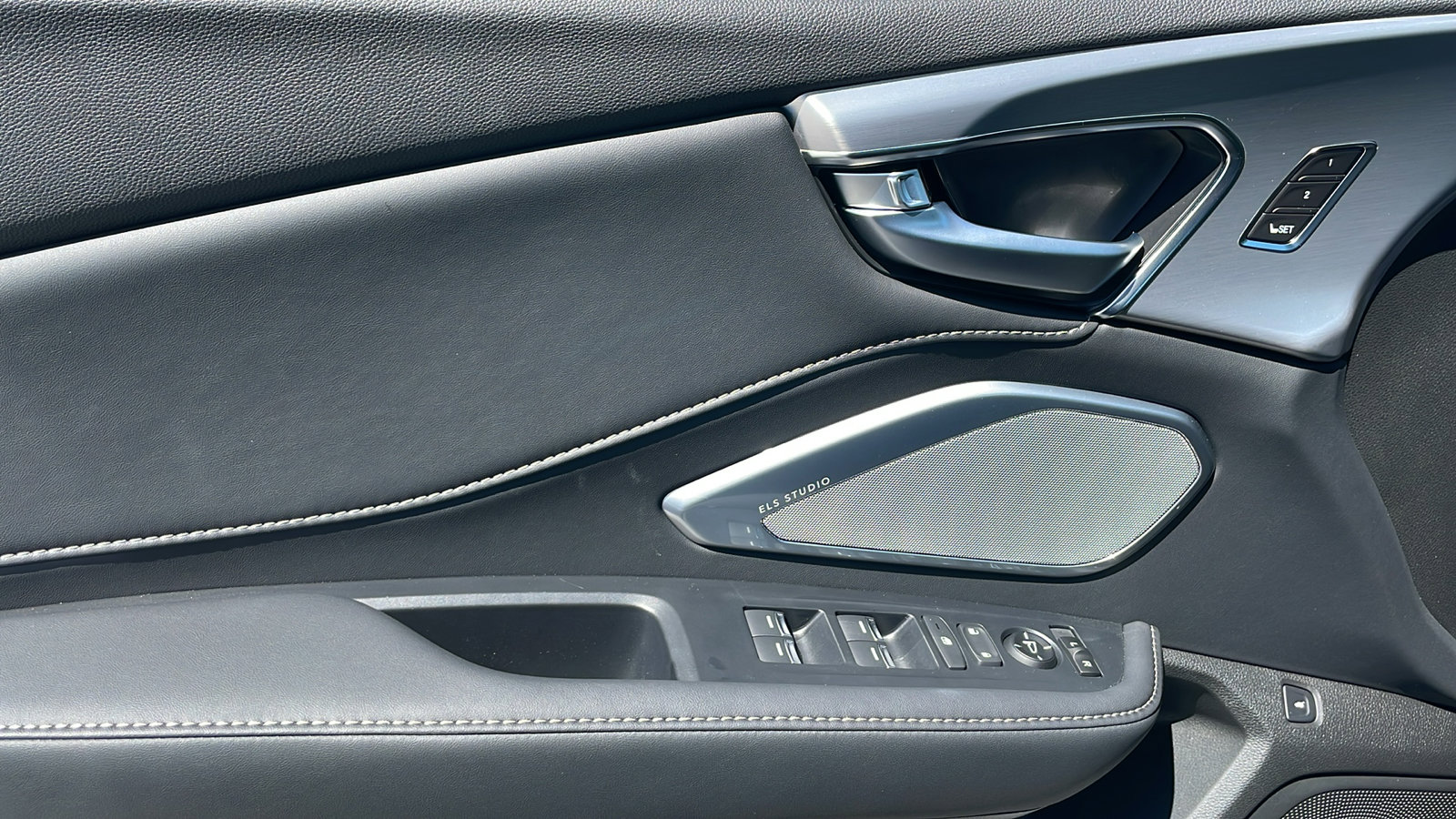 2025 Acura RDX Technology photo 24