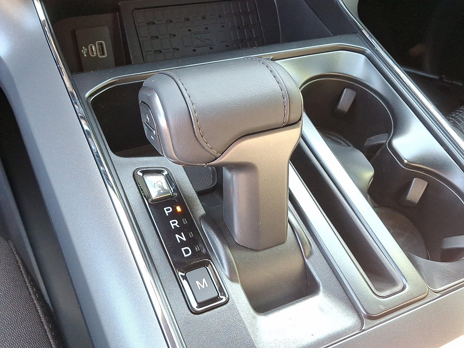 2025 Ford F-150 XLT photo 6