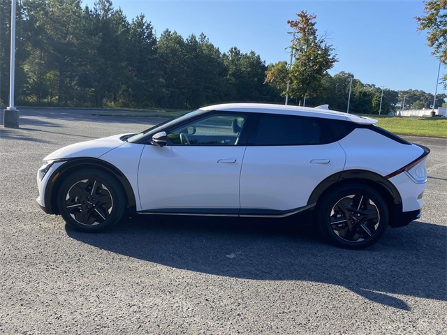 2025 Kia EV6 Wind photo 4