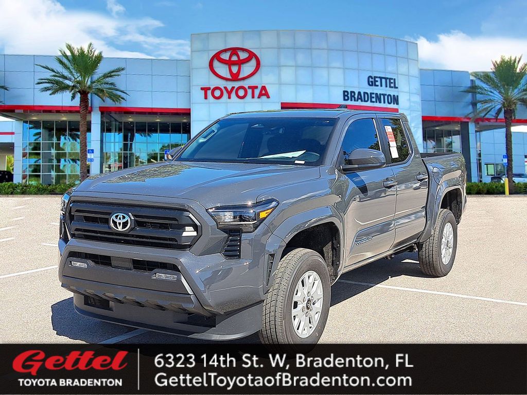 2025 Toyota Tacoma SR5's photo