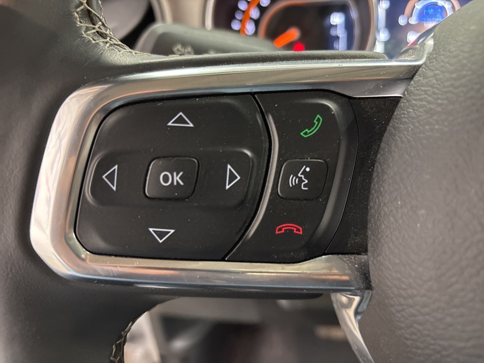 2020 Jeep Gladiator Sport photo 10