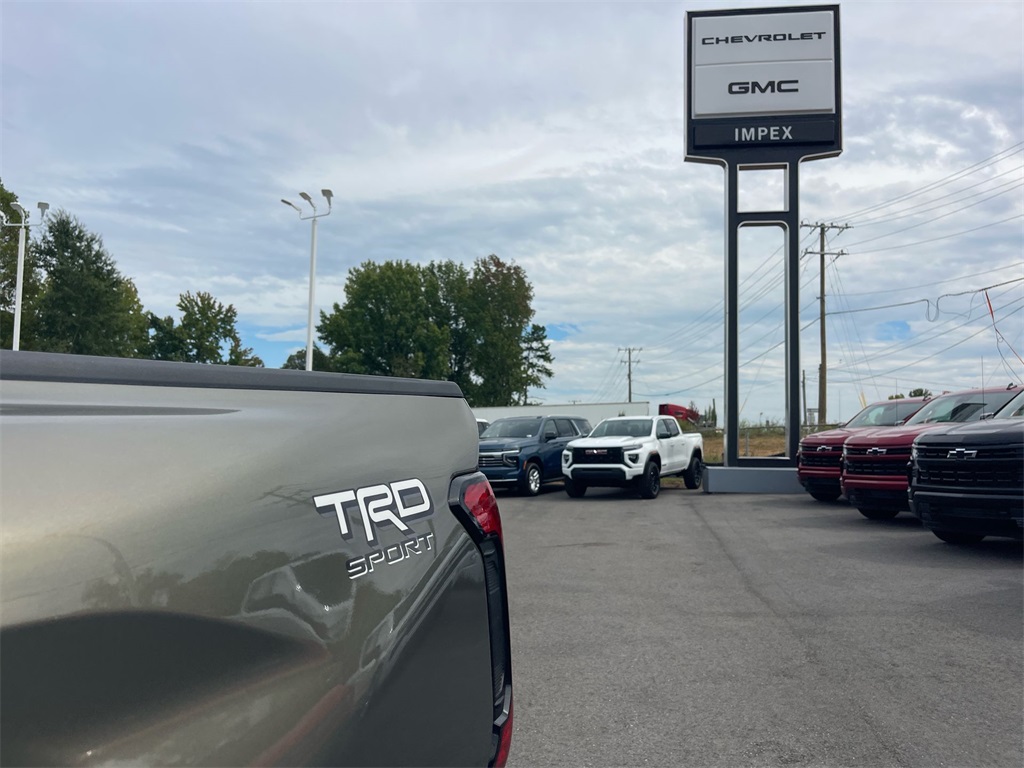 2025 Toyota Tacoma TRD Sport photo 26