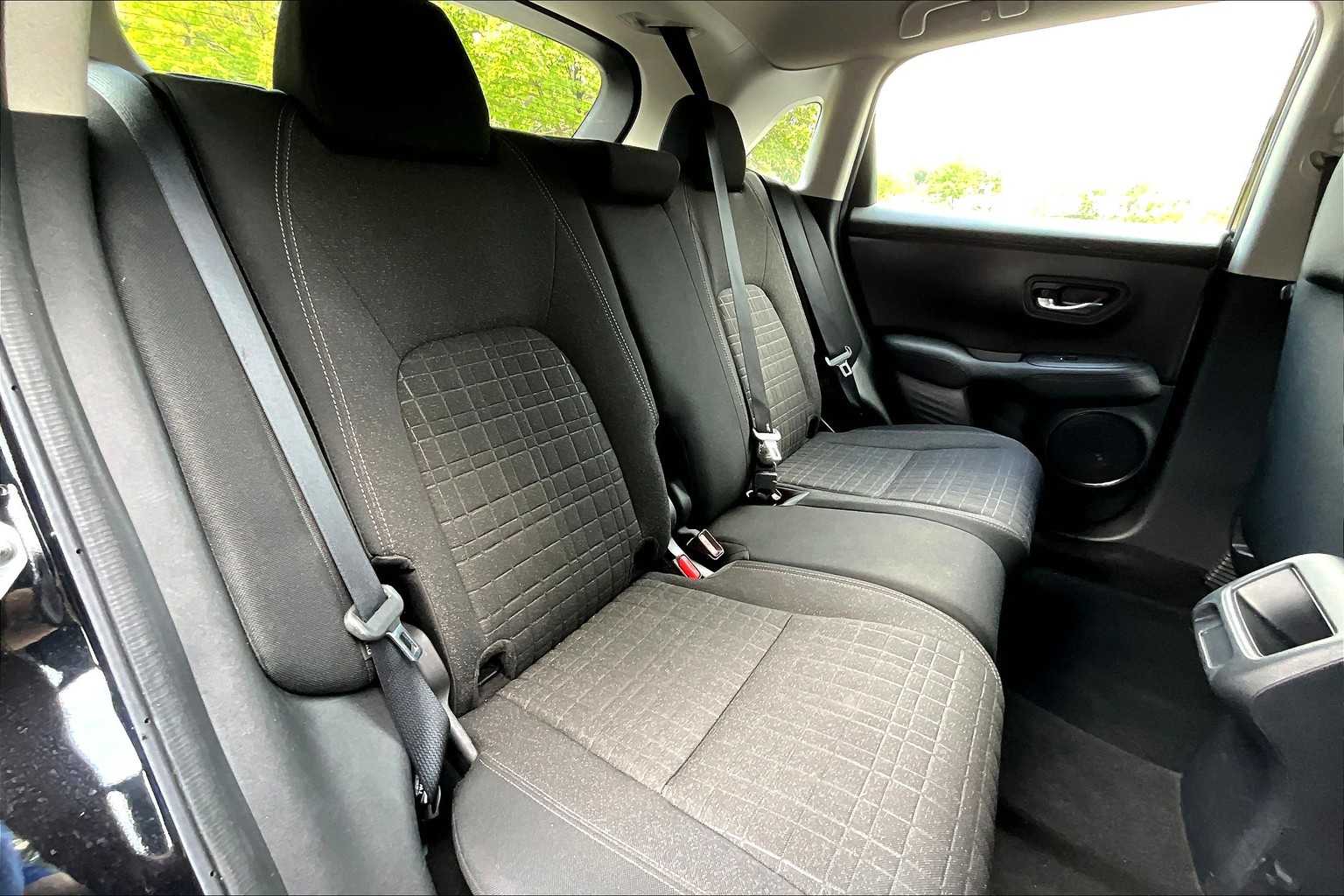 2023 Honda HR-V LX photo 20