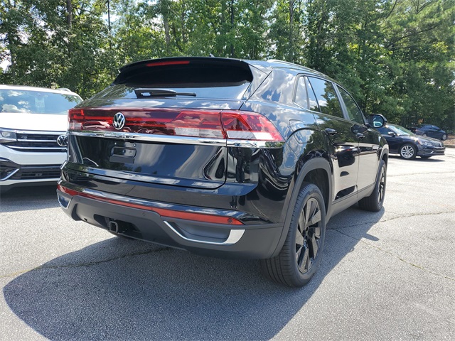 2026 Volkswagen Atlas Cross Sport SE Technology photo 4