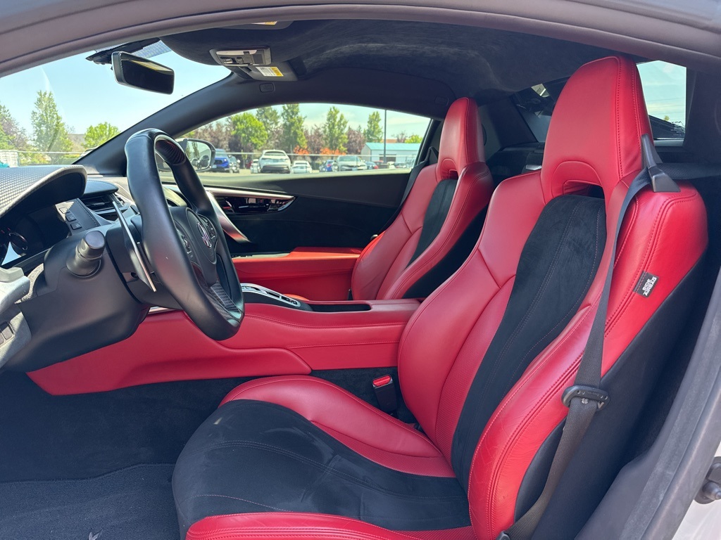 2017 Acura NSX Base photo 12
