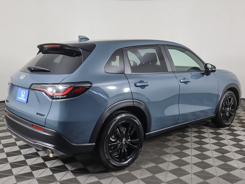 2026 Honda HR-V Sport photo 4