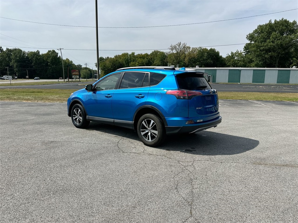 2018 Toyota RAV4 Adventure XLE photo 13