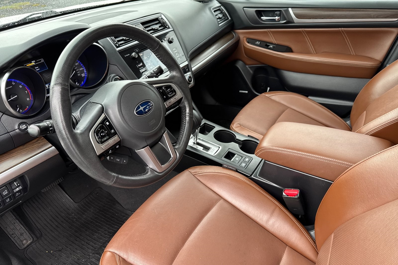 2017 Subaru Outback 3.6R photo 10